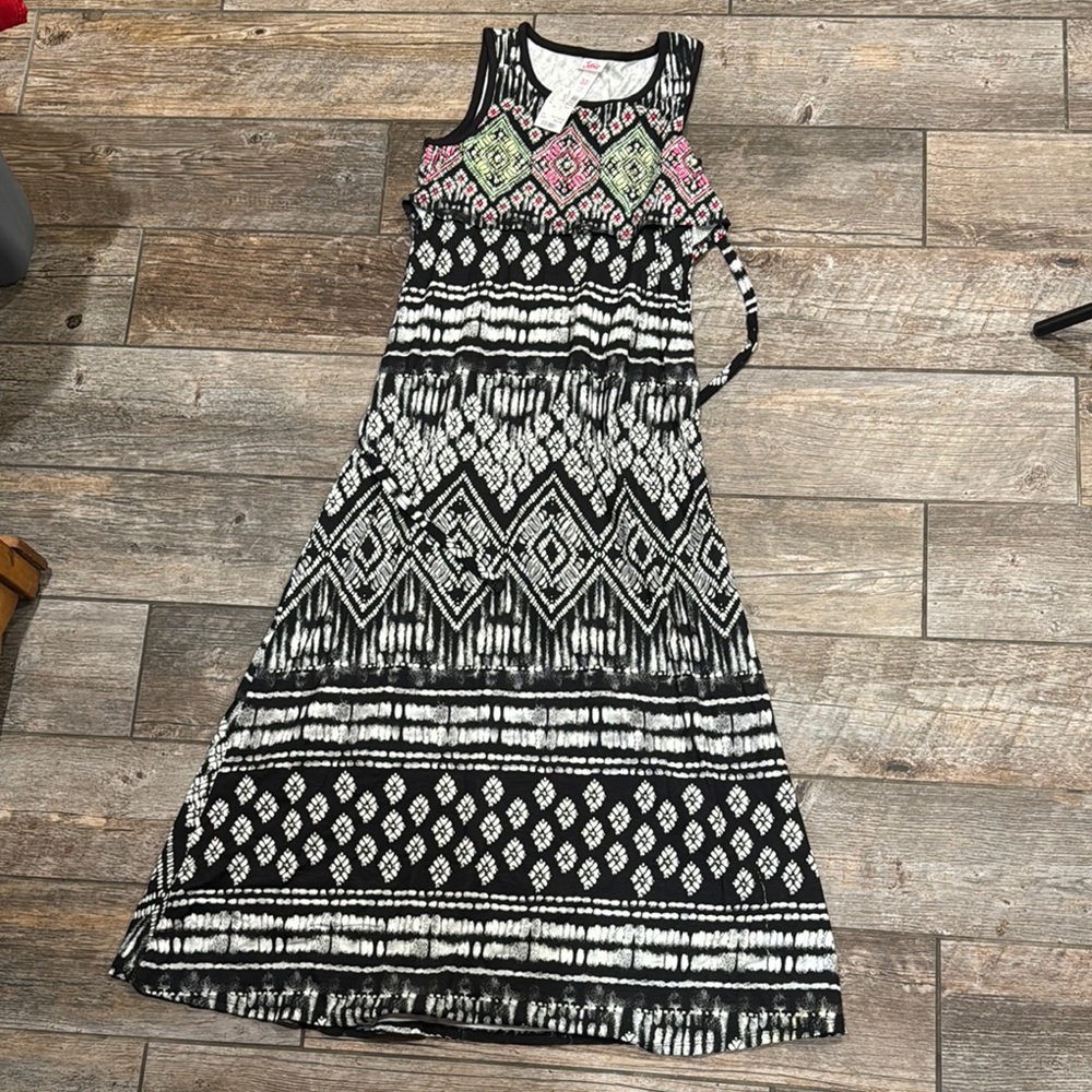 Justice Black and White Sleeveless Maxi Sundress - Picture 3 of 4